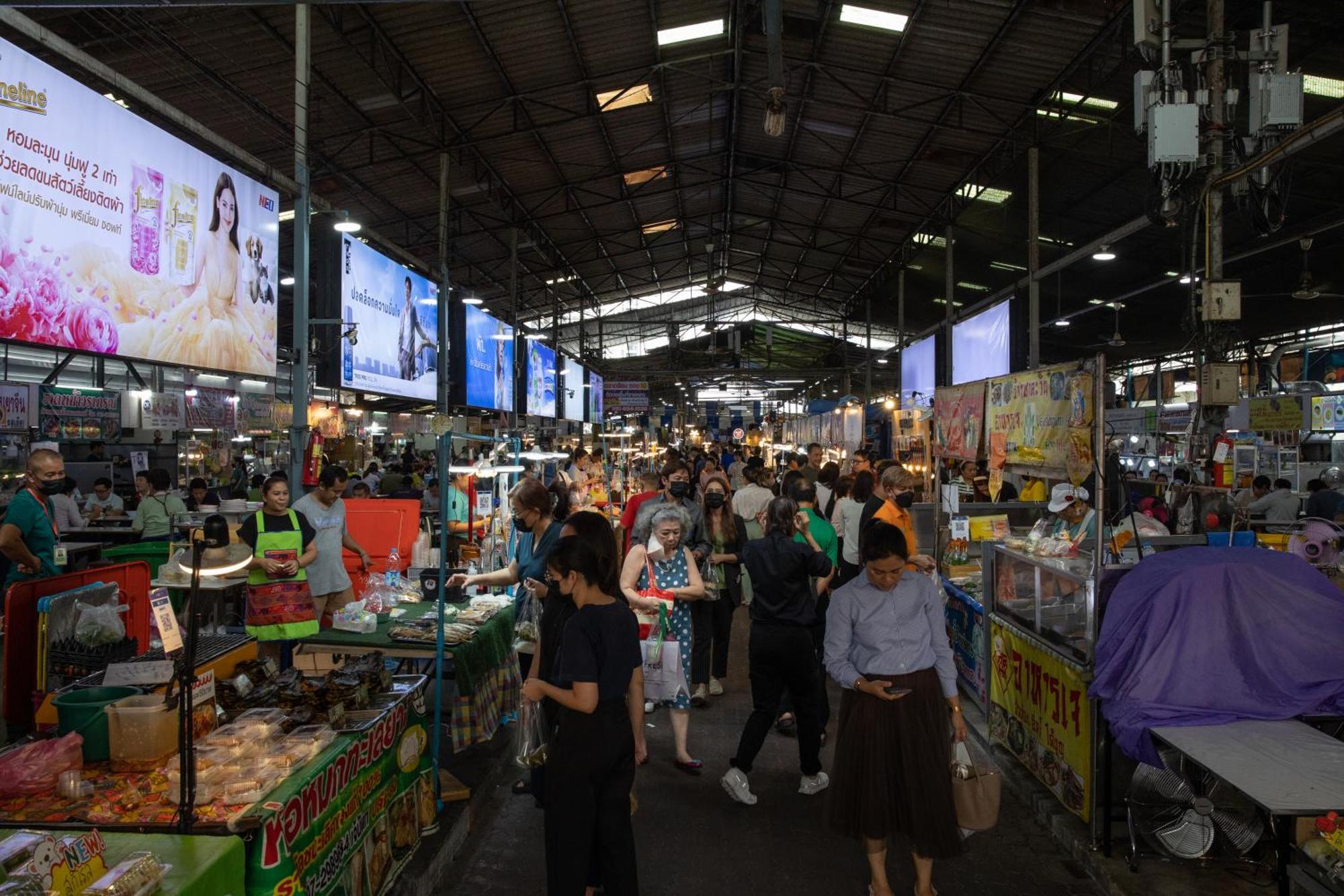 מלון בנגקוק Nantra Silom מראה חיצוני תמונה