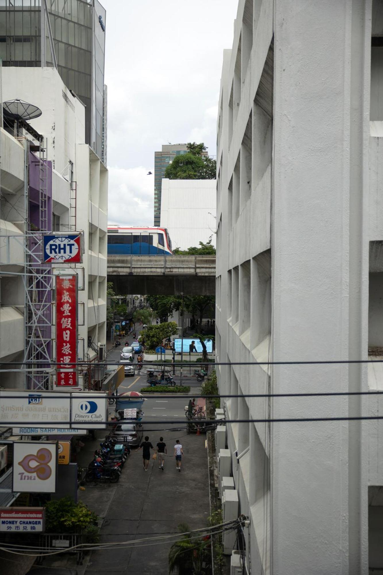 מלון בנגקוק Nantra Silom מראה חיצוני תמונה
